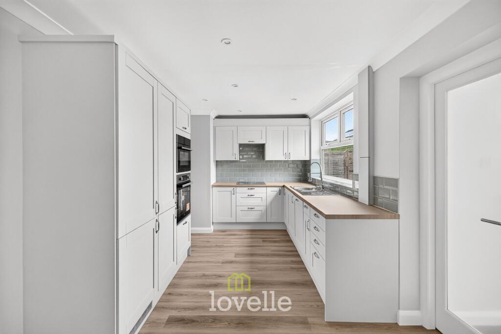 House in Doncaster - View 3