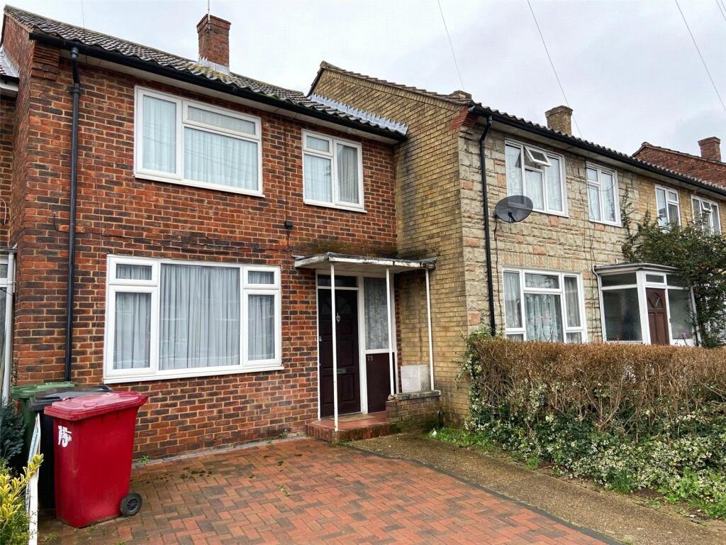 Main image of property: Long Readings Lane, Slough, Berkshire, SL2