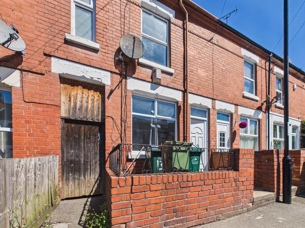 Main image of property: Hamilton Road, Coventry, CV2 4FG