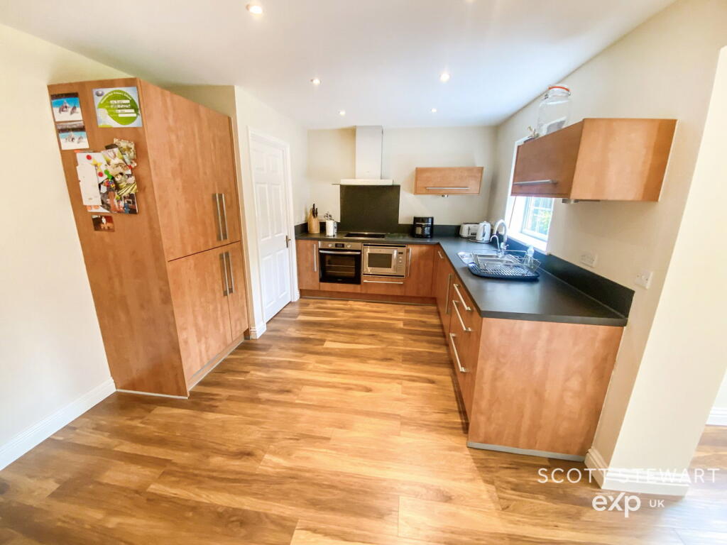 House in Peterborough, Hampton Hargate - More