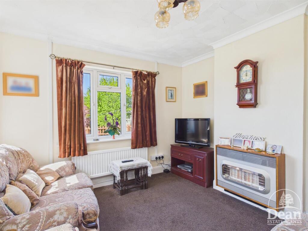 Somerset Road, Cinderford - View 2