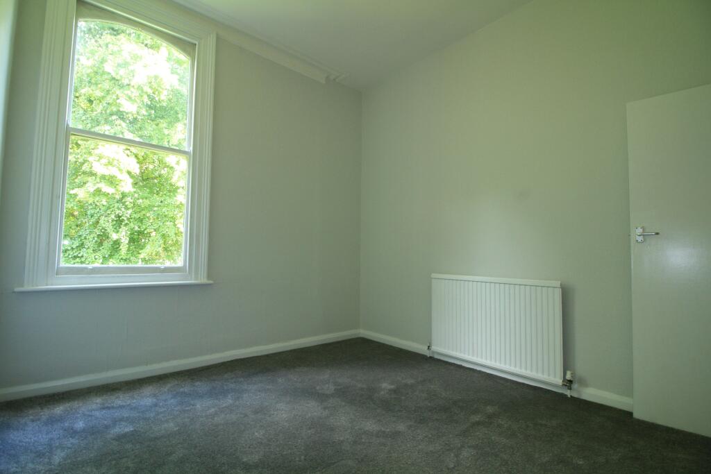 Apartment in Nottingham, Forest Fields - View 5