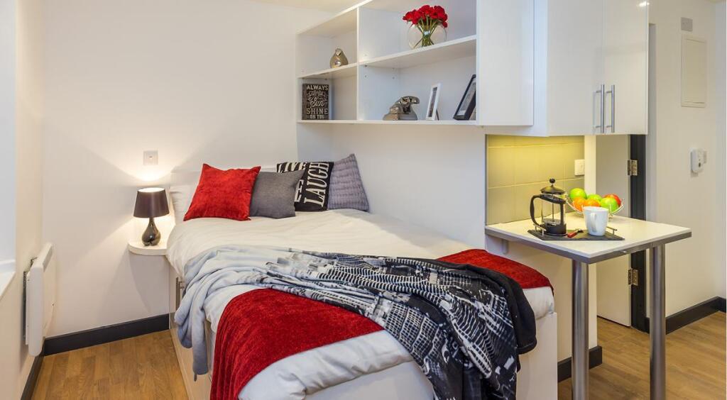 Property photo 8
