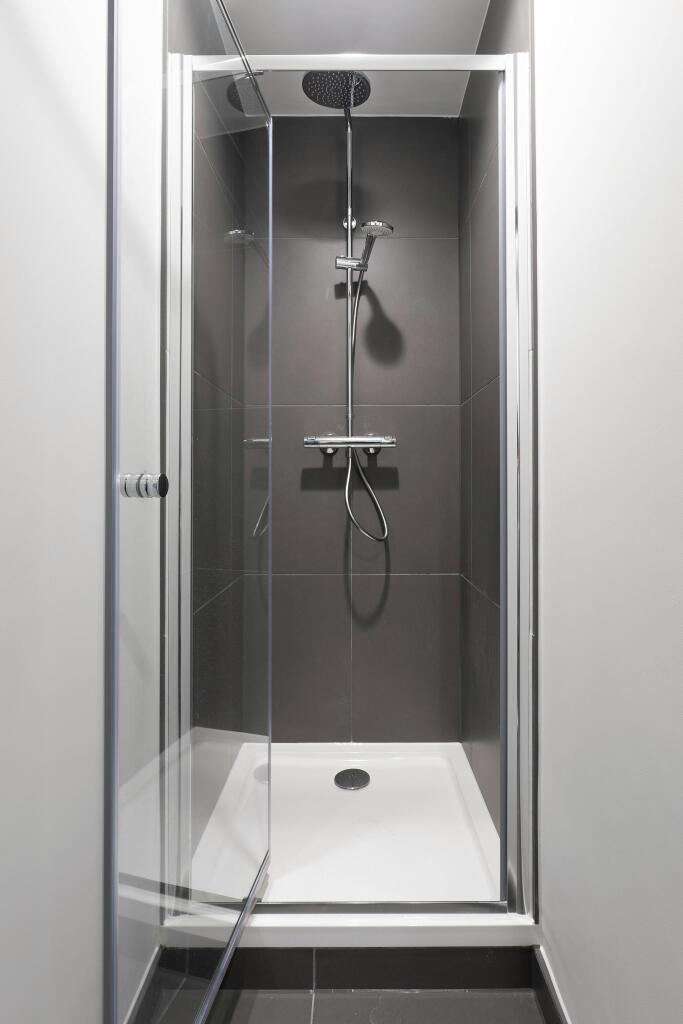 shower.jpg