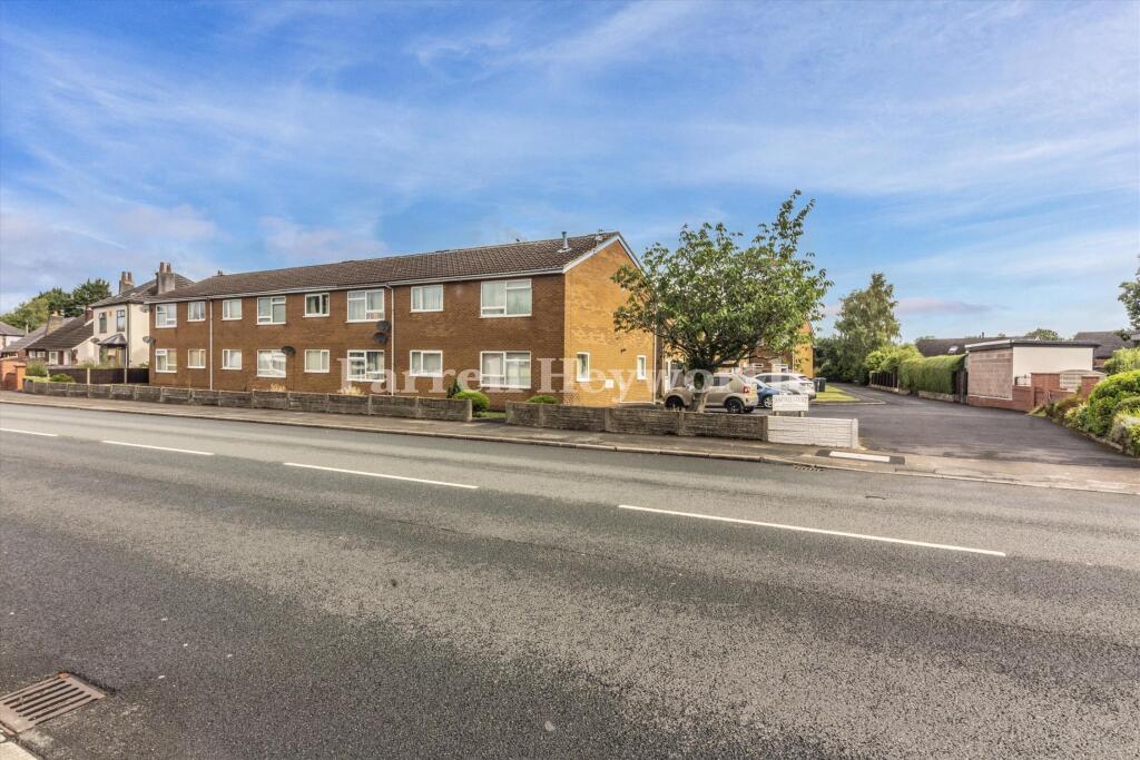Main image of property: 240 Tag Lane, Ingol, Preston