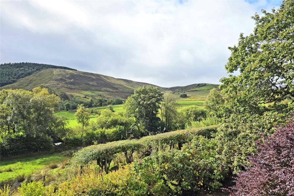 House in Llandrindod Wells - View 3