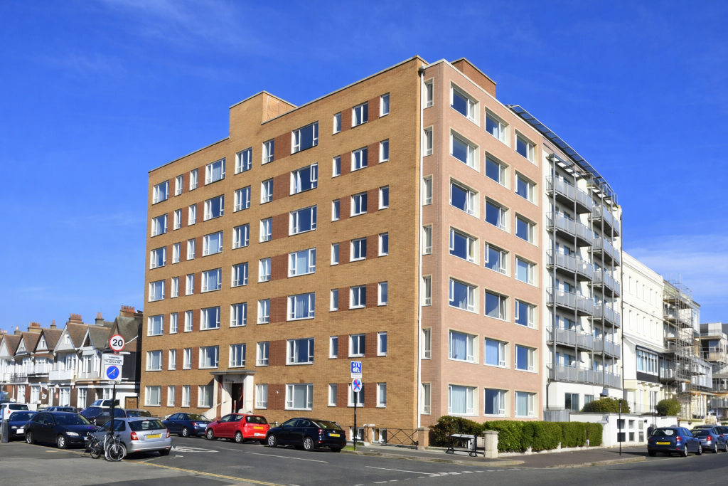 Main image of property: Dorset Court 211-213 Kingsway, Hove, BN3 4FD