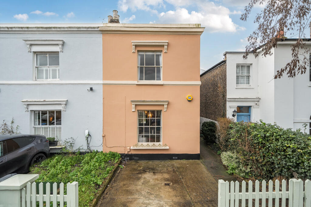 Main image of property: Fairfield Grove, London