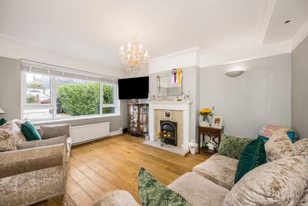 House in Brentwood, Doddinghurst - View 5