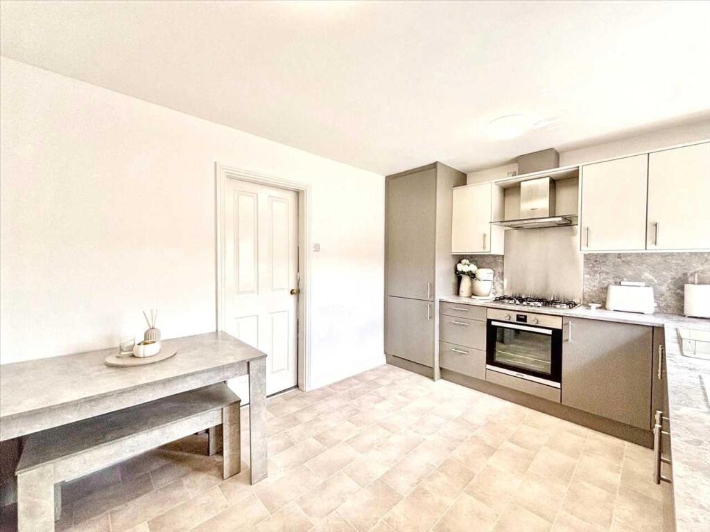 House in Ashfield, Kirkby-in-Ashfield, Sutton-in-Ashfield - More