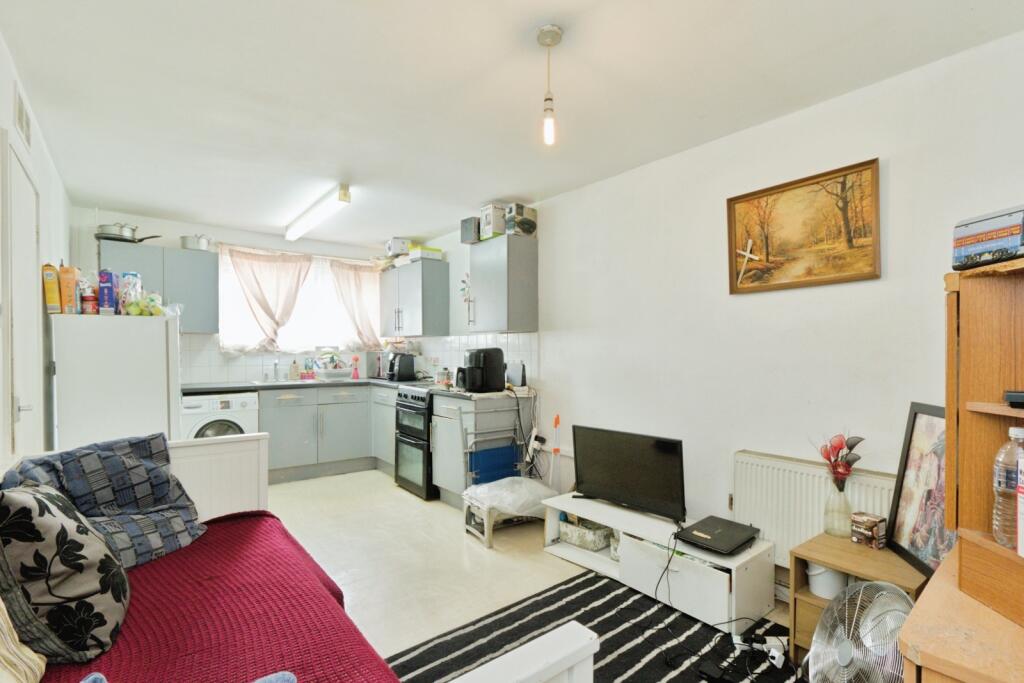 House in London - View 4
