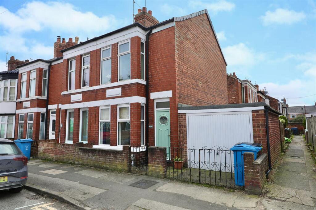 Main image of property: Perth Street, Hull