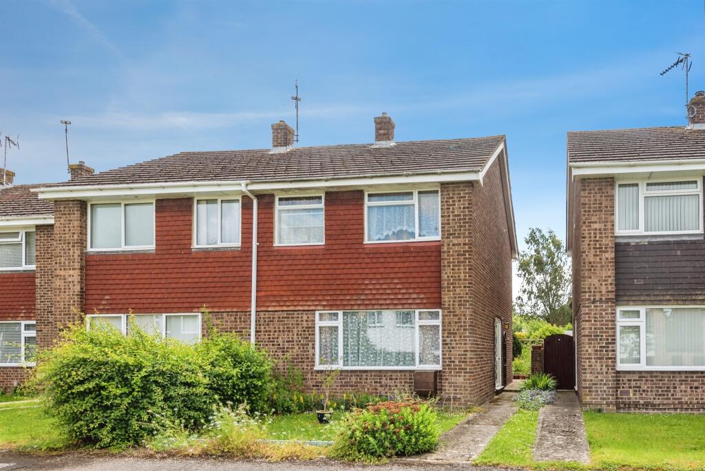 Main image of property: Farmers Close, Witney