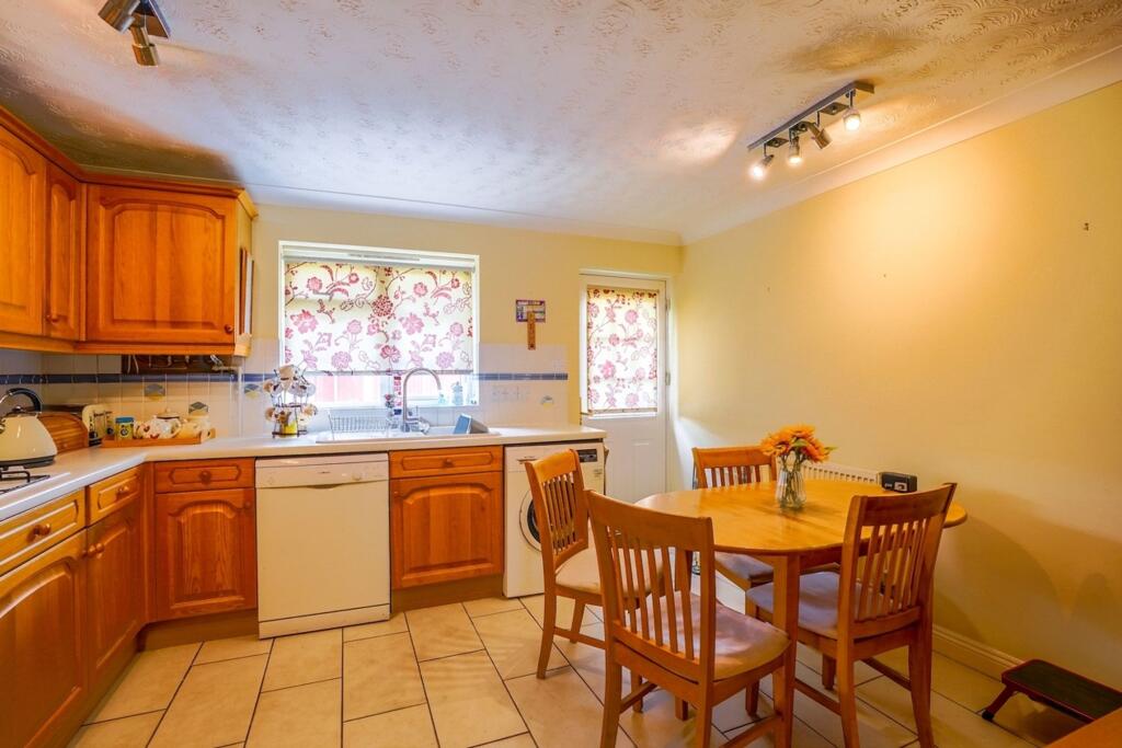 Meadow Way, Mepal, CB6 - View 5