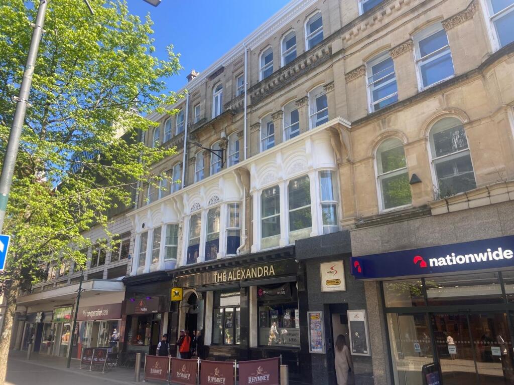 Main image of property: Commercial Street