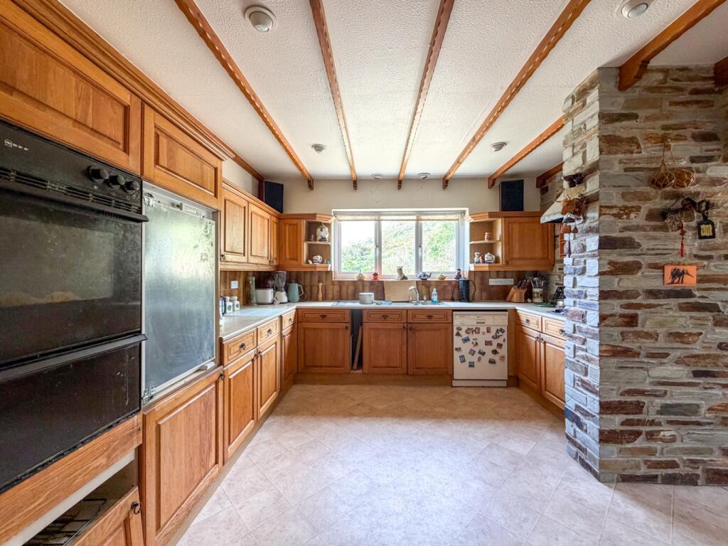 House in Truro - View 5