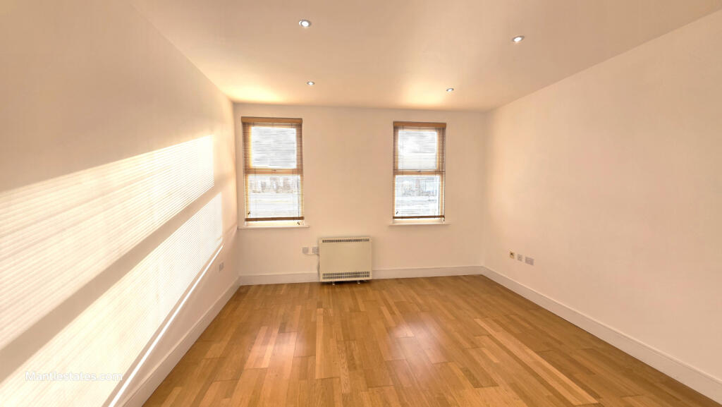 Main image of property: 5 Kingsland Passage, Hackney E8
