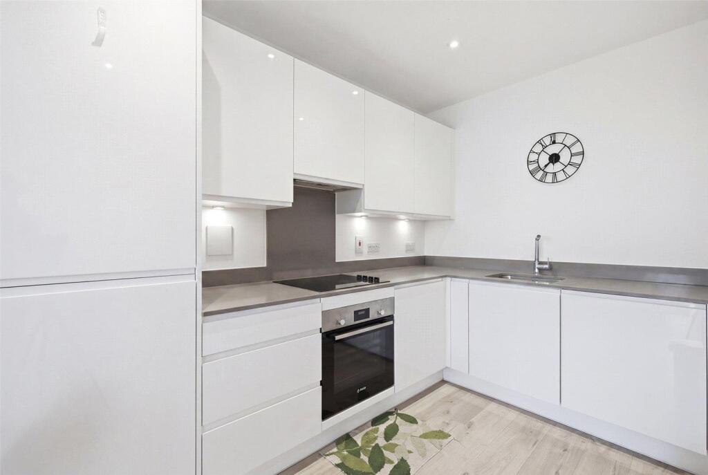 Apartment in London, Gallions Reach - View 5