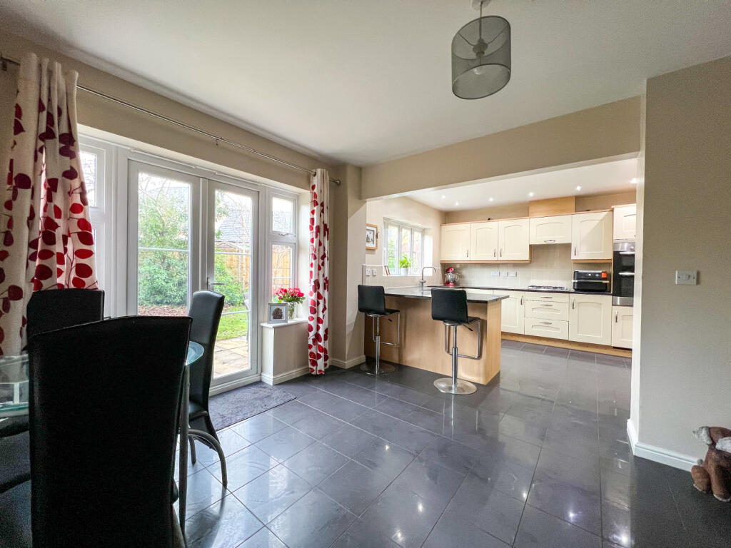 Sorbus Close, Almondsbury, Bristol, BS32 photo 4