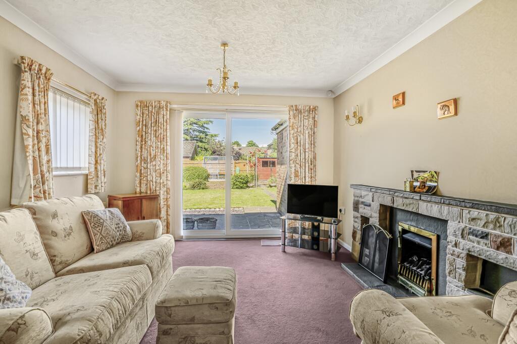 Marsh Drive, Kibworth Harcourt, Leicestershire photo 4