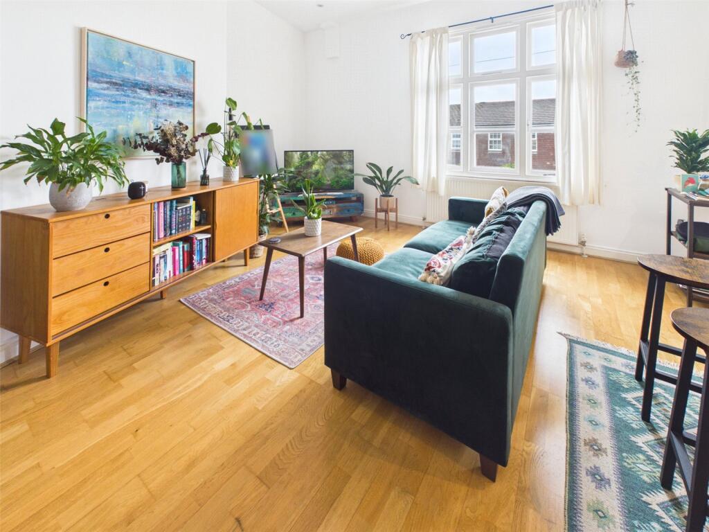 Main image of property: 93 Colne Road, Twickenham