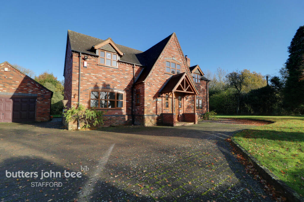4-bed detached on The Orchards Hollies Common, Stafford ST20 0JD, £700,000