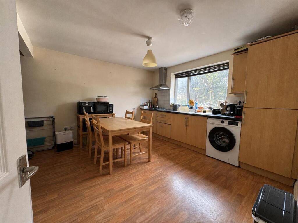 House in Bristol - View 3