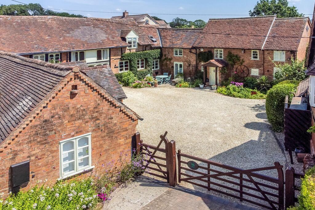 Main image of property: Langley, Stratford-Upon-Avon, CV37