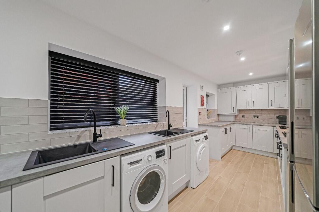 1 bedroom house share for rent