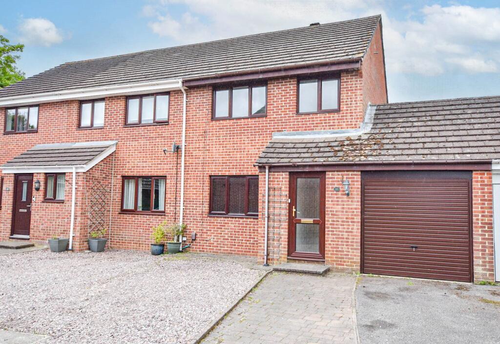 Main image of property: Grindle Close, Thatcham, Berkshire, RG18