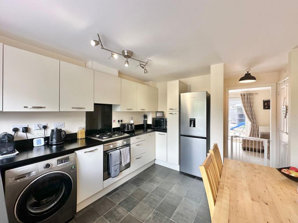 House in Hereford, Herefordshire - View 2