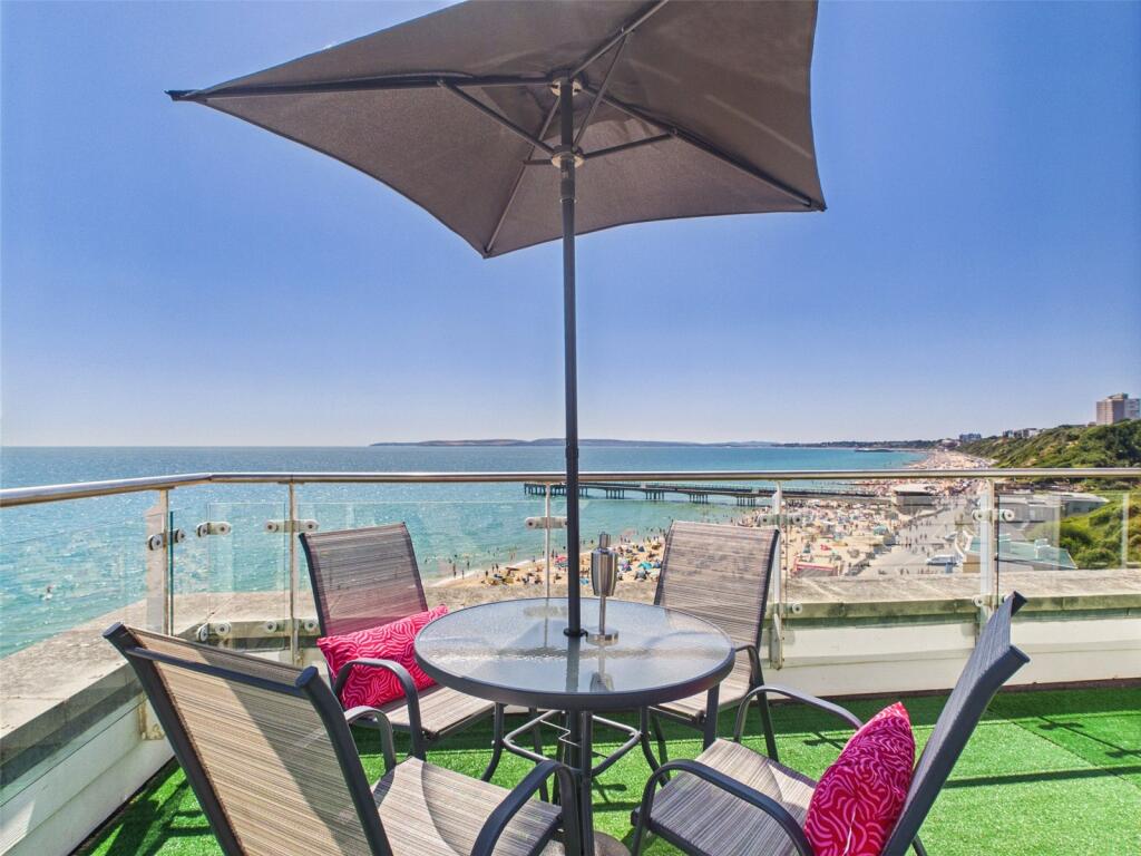 2-bed apartment on Honeycombe Chine, Boscombe, Bournemouth, Dorset, BH5, £825,000