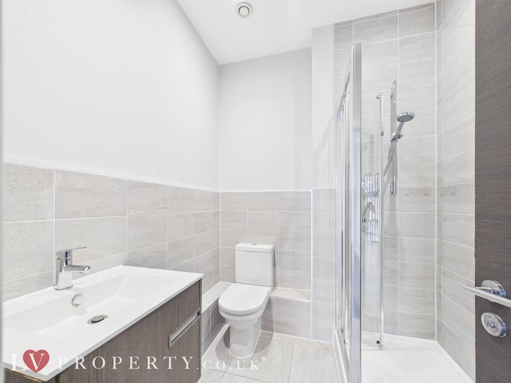 Apartment in Birmingham, West Midlands - More