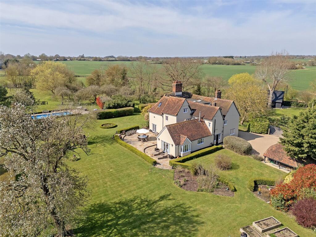 House in Uttlesford, Wellstye Green, Barnston - View 2