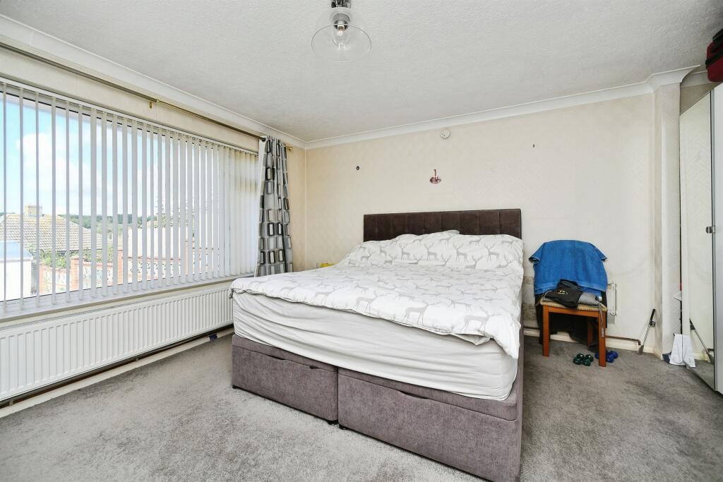 House in Brighton, Whitehawk - View 5