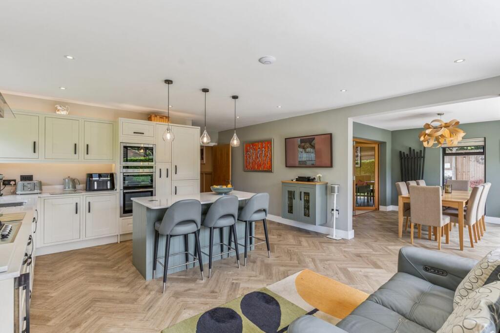 House in Stevenage - View 2