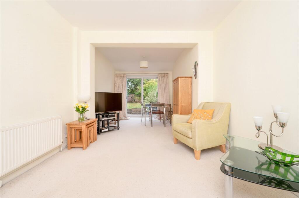 House in St Albans, The Camp - View 4