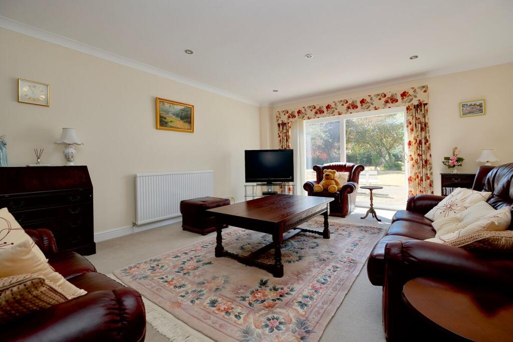 House in St Neots, Buckden - View 4