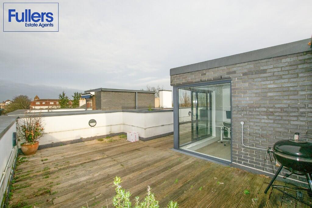 Apartment in London - View 2