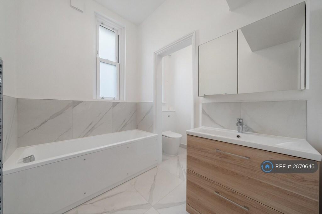 3 bedroom flat for rent