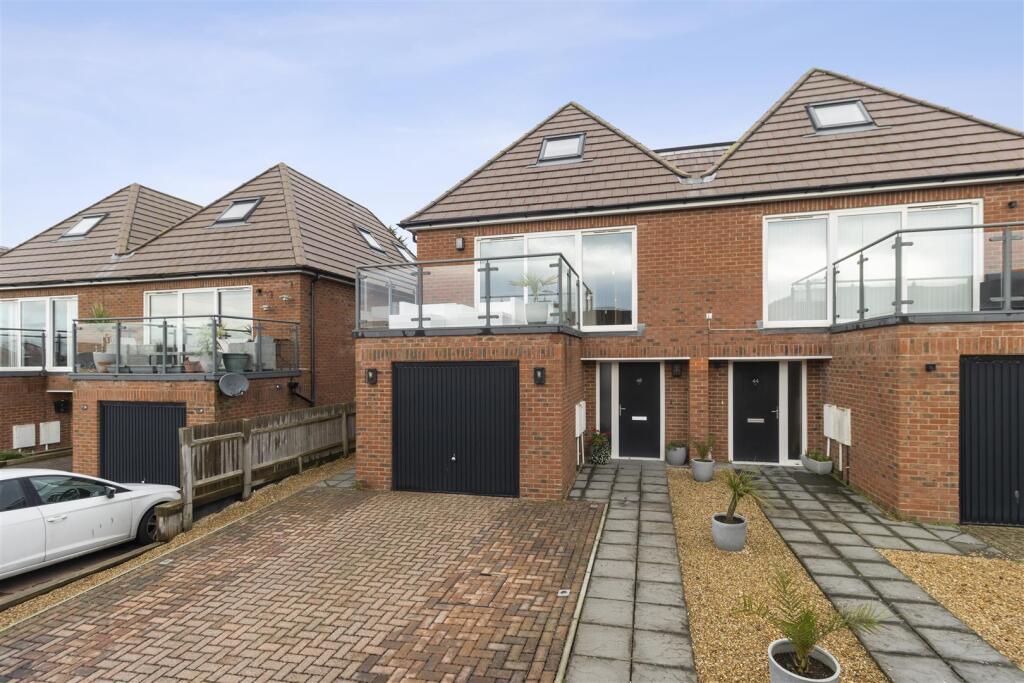 3-bed semi-detached on Claremont Road, Newhaven, £399,950