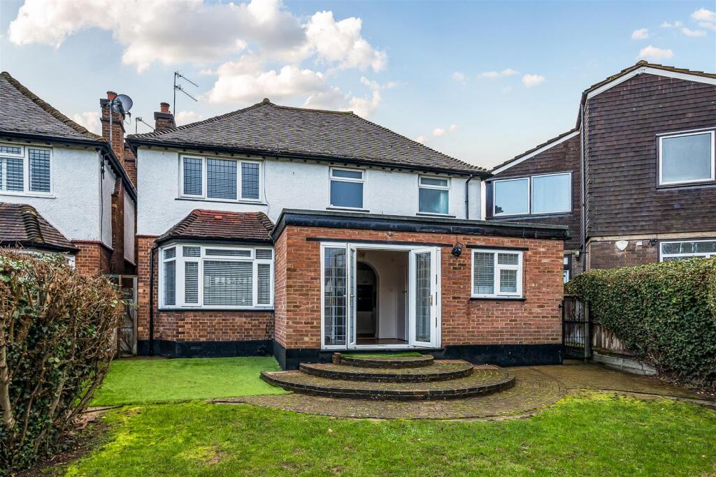 House in London - View 2