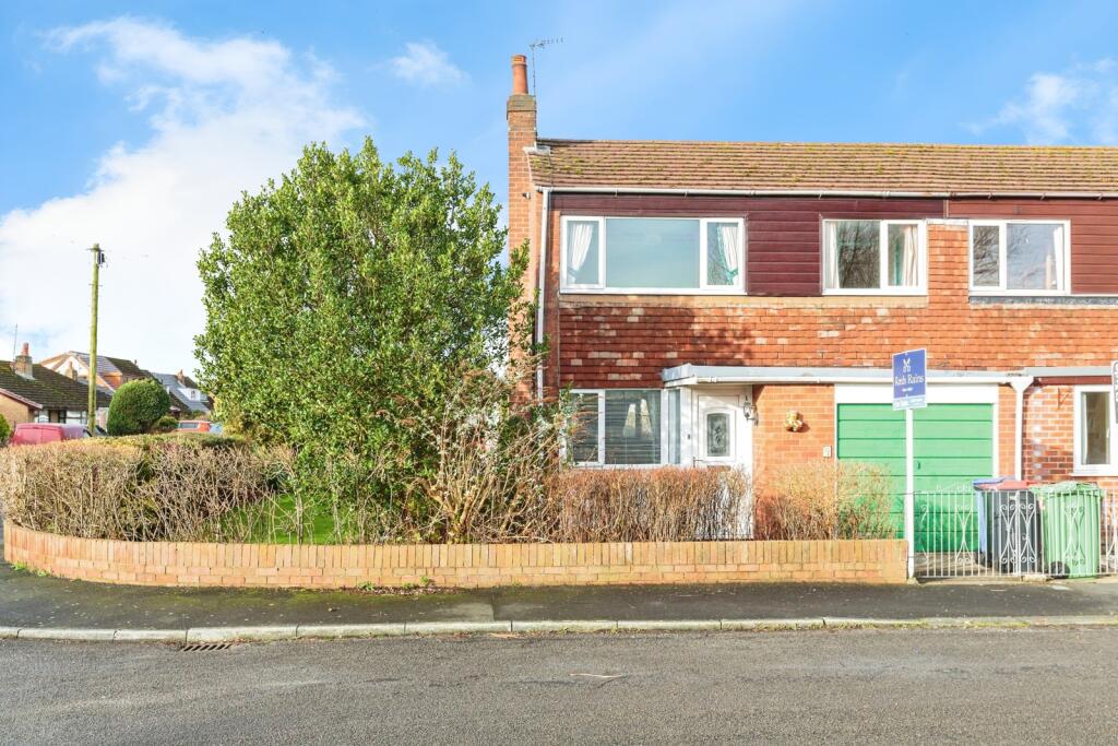 Main image of property: The Crescent, Preesall, Poulton-le-Fylde, Lancashire, FY6