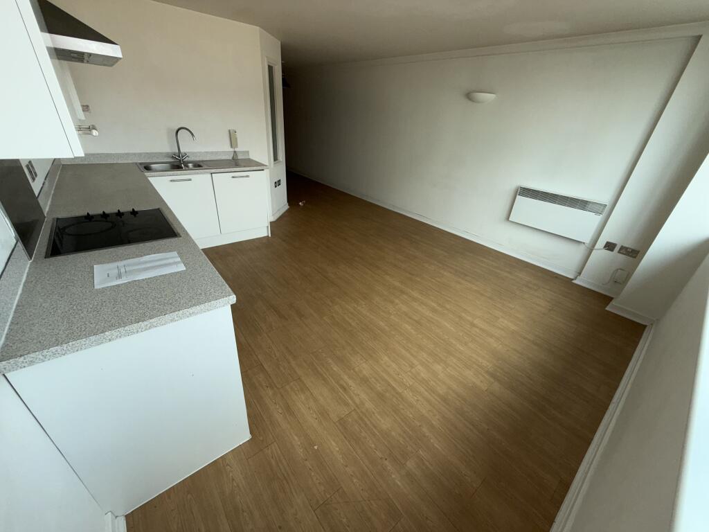Apartment 906, Marco Island, Huntingdon Street, Nottingham, Nottinghamshire NG1 1AT - View 4