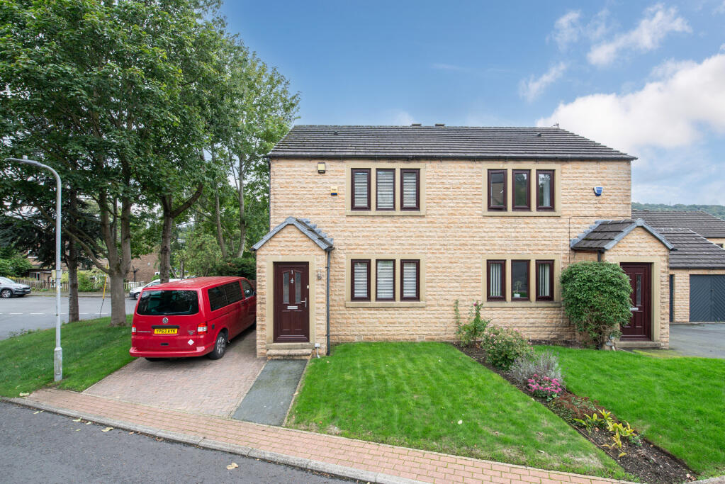 Main image of property: Hollinwood View, Crossflatts, Bingley, West Yorkshire, BD16