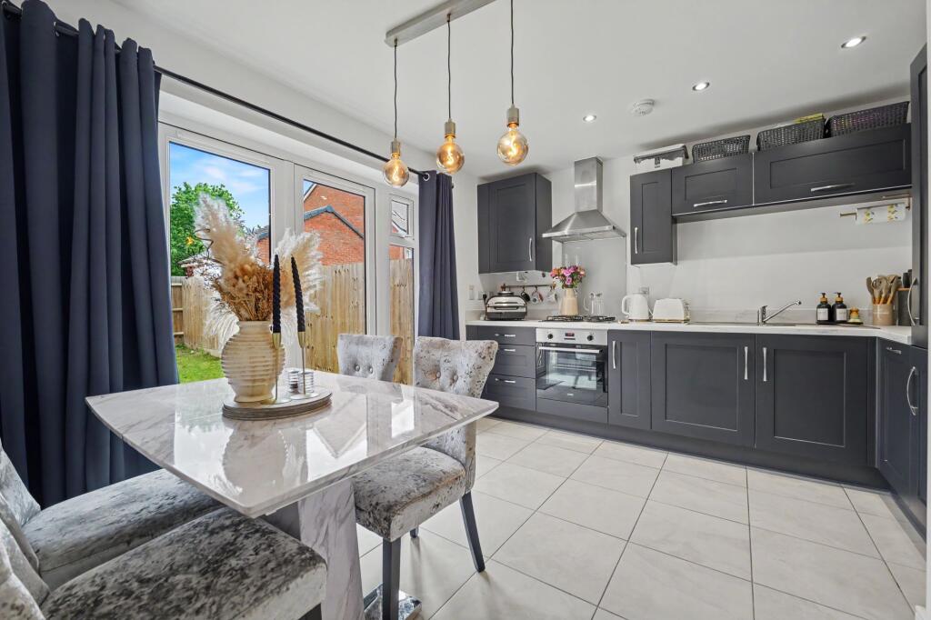 Main image of property: Abbots Drive, Oadby, LE2