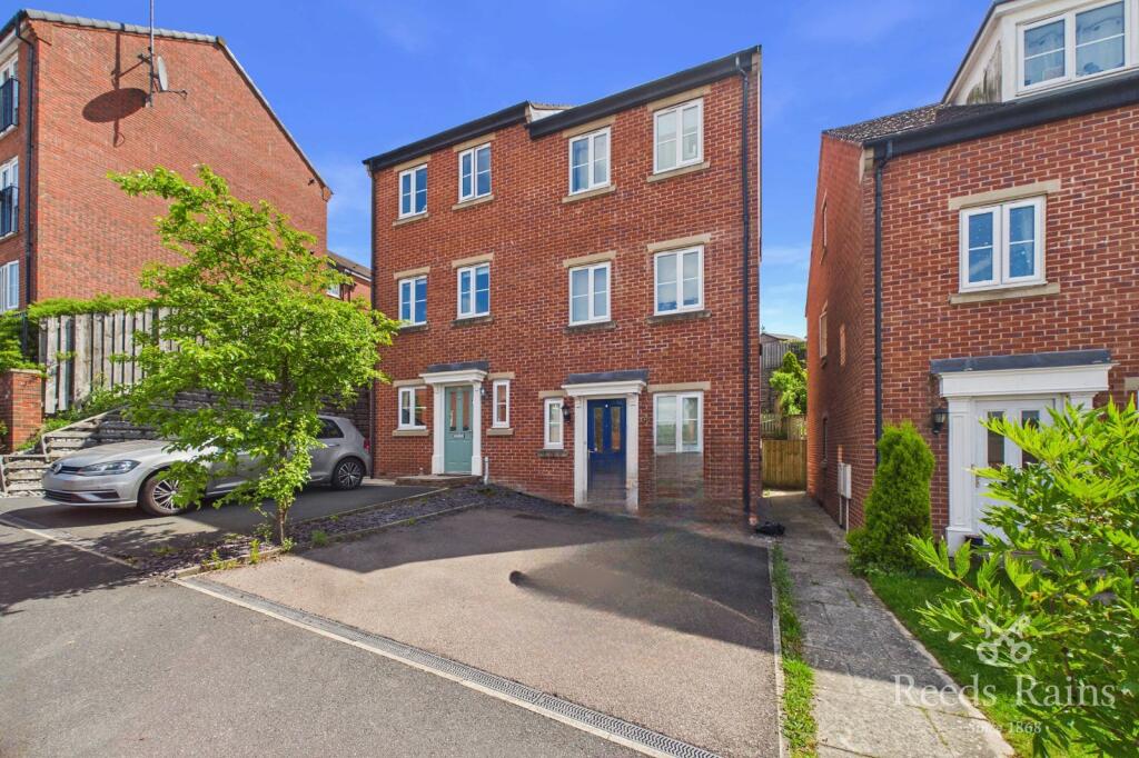 Main image of property: East Street, Doe Lea, Chesterfield, Derbyshire, S44
