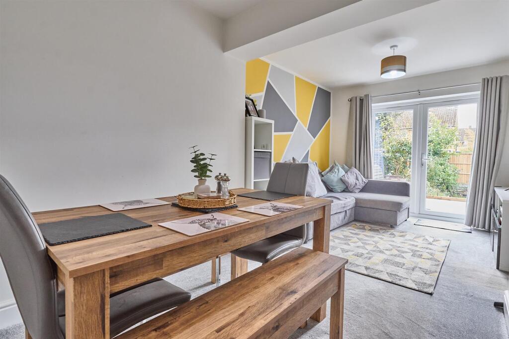 House in Hinckley and Bosworth, Stoke Golding - More