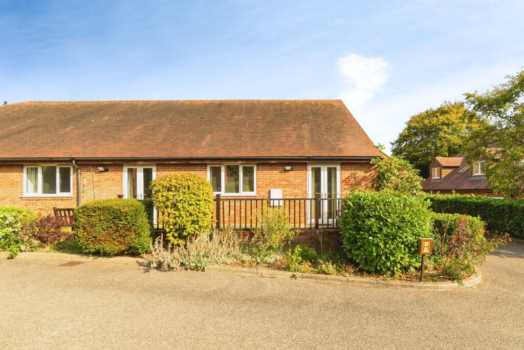 House in East Hertfordshire, Hertford - View 4