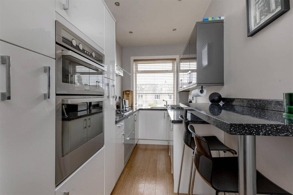 Apartment in Edinburgh, East Pilton Farm, Granton and District - View 4